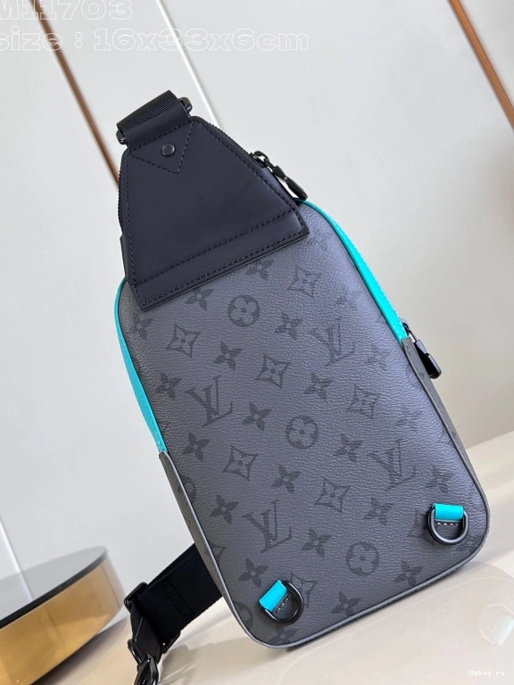 VUITTON Avenue LOUIS Slingbag-16*33*5.7CM 0729